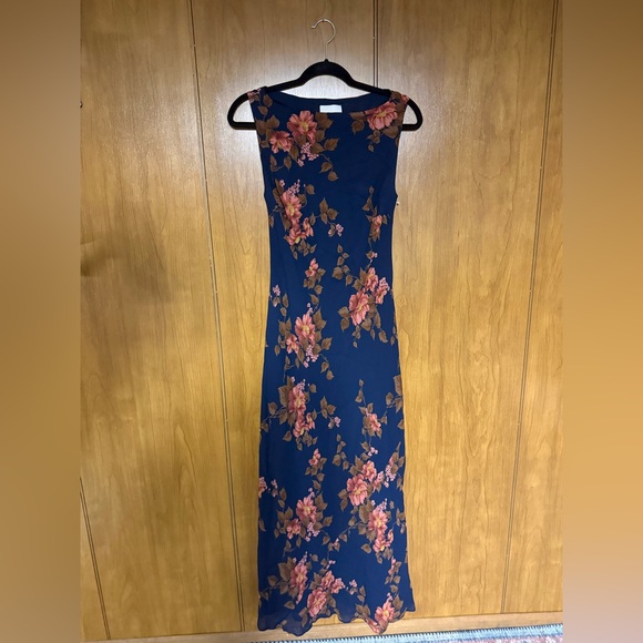 Reformation Prescott Sleeveless Maxi Dress - Picture 3 of 5